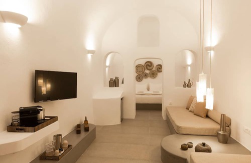 Megalochori House | Cydonia Caves