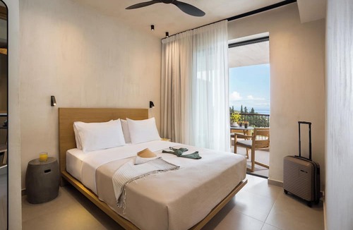 Paliouri House | Pnoes Luxury Suites