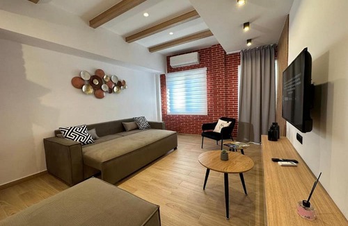 Kalambaka House | Centro Urban Suites