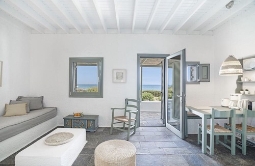 Gythio House | Hotel Apartment "One Bedroom" with Sea View, Garden & Wi-Fi