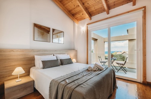 Psarou Villa | Dolce Luxury Suites Villas with private swimming pool 50 meters to the beach