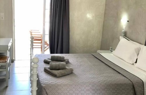 Ios Town Hotel | SUNRISE HOTEL