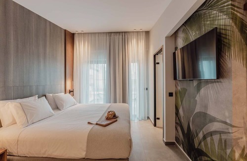 Old Town Cottage | City Moments Penthouse
