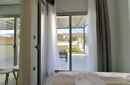 Loutra Oraias Elenis House | Swan Paradise Residences