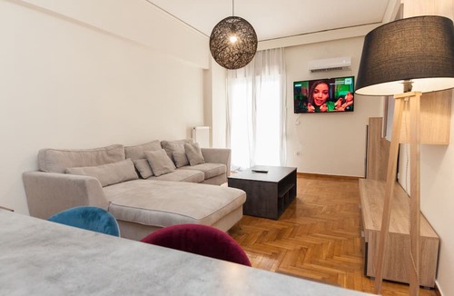Pasalimani Apartment | Luxury Pireas Stay New 2BR Urban Escape