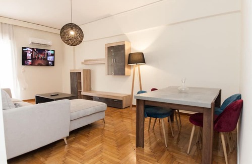 Pasalimani Apartment | Luxury Pireas Stay New 2BR Urban Escape