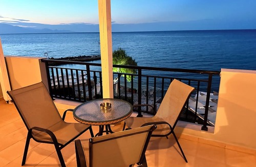 Drosia House | Amaltheia Beach Front Houses