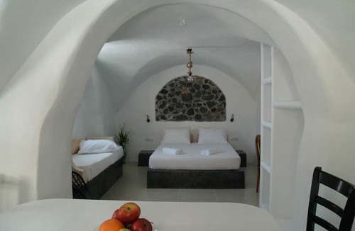 Episkopi Gonias Apartment | Mythos Traditional Stonehouse
