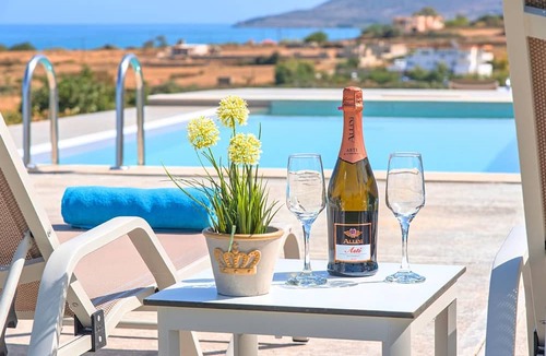 Filaki House | Vista Mare Grand Heated Pool