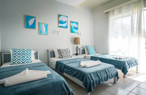 Gazi House | Rodi blue