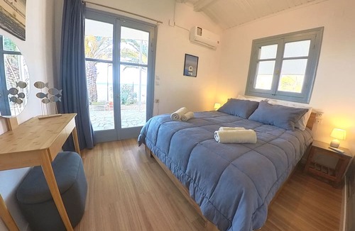 Lakopetra Cottage | Beachfront/2br/garden/bbq/seaview/quietretreat
