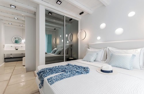 Agia Anna House | Majo Suites Hotel