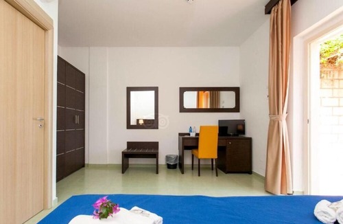 Geropotamos House | Holiday apartment Squillace for 1 - 2 persons with 3 bedrooms - Holiday house