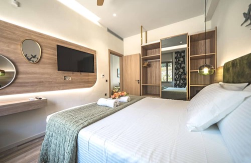 Heraklion Apartment | Oleas Suite Earth Private Pool