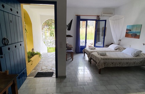 Georgioupolis House | Irini Studios