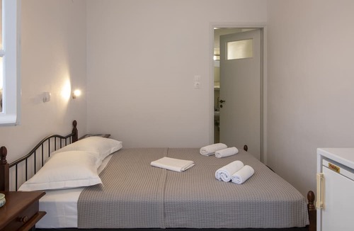 Platis Gialos Bed & Breakfast | Prasini Gonia