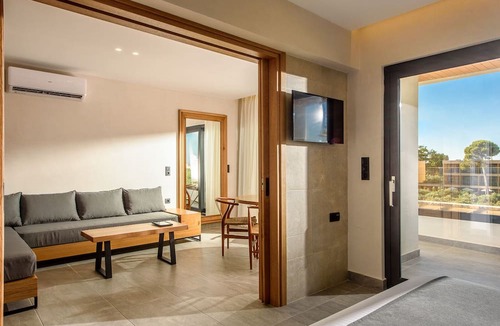 Malia Hotel | AneSea Hotel