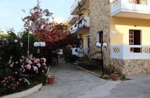 Kato Stalos Hotel | Anniko