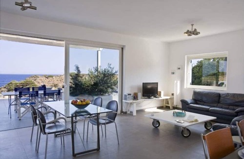 Naxos House | Naxos Beachfront House with breathtaking sea view and private beach!