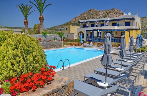 Emporios Hotel | Emporios Bay Hotel