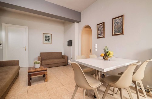 Psarou House | Armonia Studios & Apartments