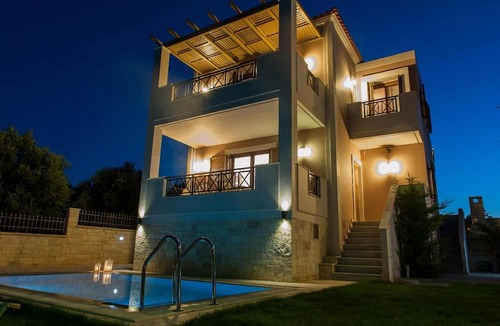 Adele House | House in Adele with Pool, Terrace and Barbecue