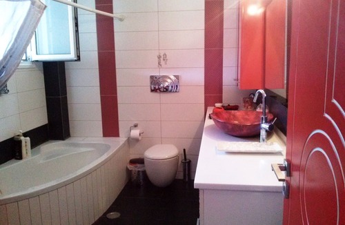 Agioi Anargyroi-Kamatero House | Greek Hospitality