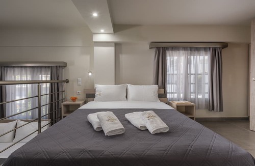 Neos Marmaras House | Sunshine Apartments