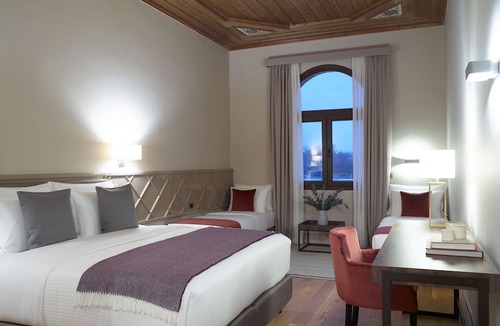 Ioannina Hotel | The Lake Hotel