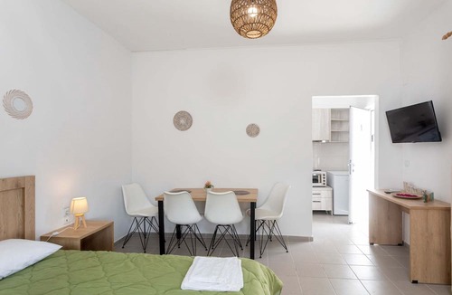 Irakleio Apartment | Seaside Escape Near beach DionysiaSea 1