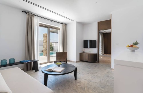 Mykonos Hotel | Omvrodektis Village