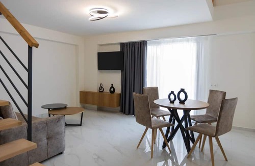 Flogita Hotel | Calma Luxury Suites