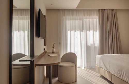 Heraklion Hotel | Nesean Plaza Hotel