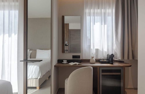 Heraklion Hotel | Nesean Plaza Hotel