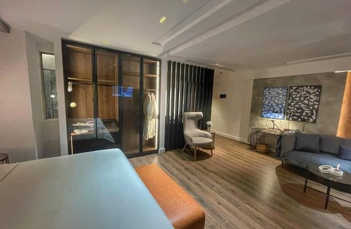 Itea Hotel | TROKADERO BOUTIQUE HOTEL