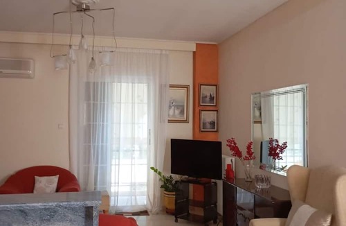 Irakleio Apartment | Quiet Apartment in Neo Herakleio Athens