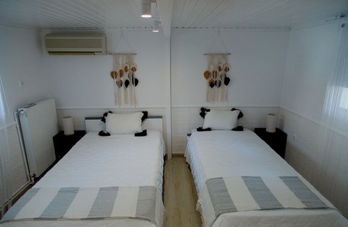 Archea Korinthos Apartment | IRIS Garden