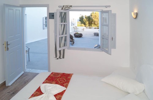 Akrotiri Hotel | Villa Iliovasilema Santorini