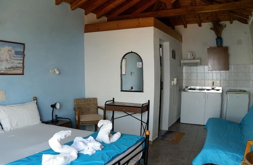 Skiathos Town House | AMARANTHOS SKIATHOS VIEW