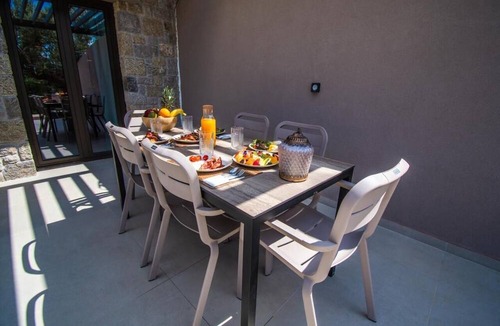 Romanos Hotel | Nestor Luxury Villas