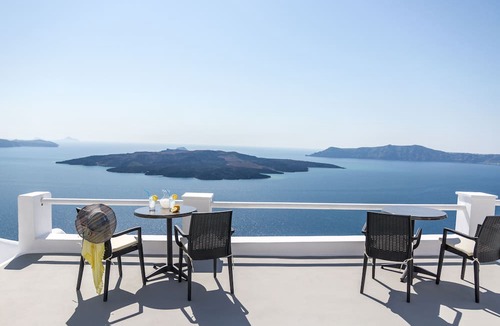 Fira House | Asma Suites
