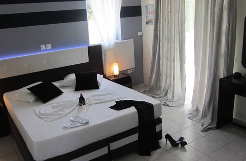 Skala Kallonis House | Shine Studios