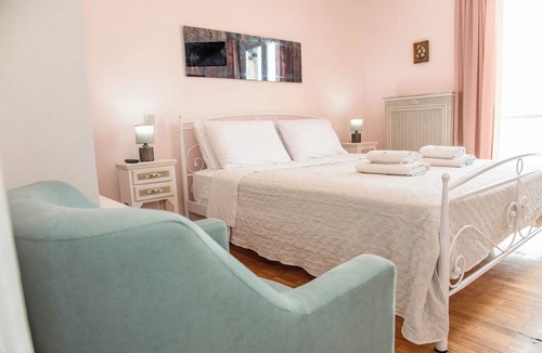 Old Town Apartment | Seaview Serenity apartment