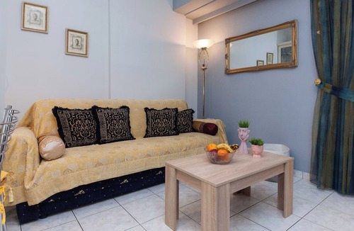 Peristeri Apartment | Chrisoupoli Cheerful 2 Bd Apt w Balcony