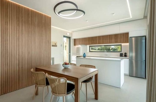 Platanias Town Villa | Deux Olives Luxurious & Quality Villa