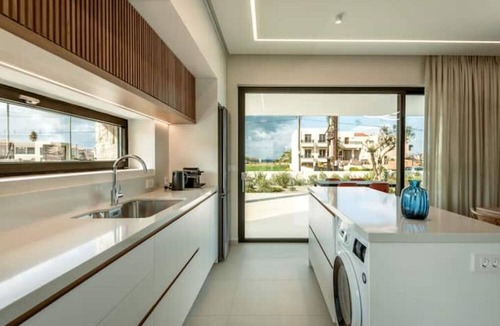 Platanias Town Villa | Deux Olives Luxurious & Quality Villa
