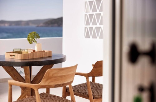 Platis Gialos Hotel | Enalion Suites Sifnos