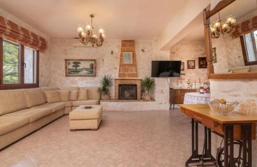 Zakynthos Apartment | Private Villa Karavia