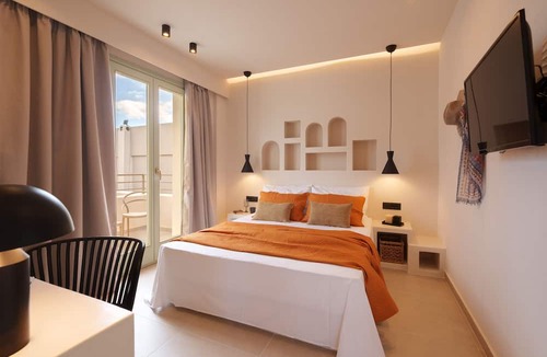 Santorini Villa | Sugarwhite Suites