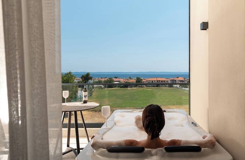 Nikita House | Anore Luxury Suites